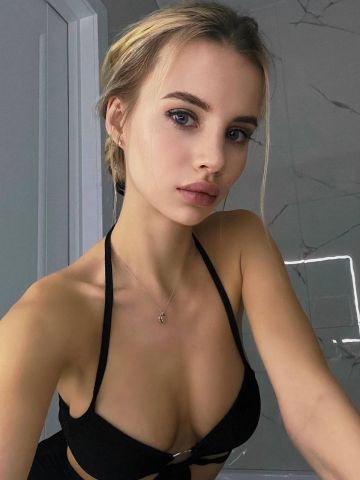 Николь